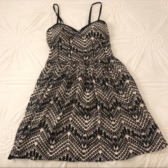 American Rag Black and White Sundress - Picture 4 of 6